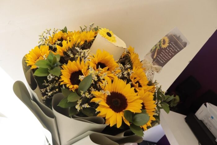 sun flowers - Image 3