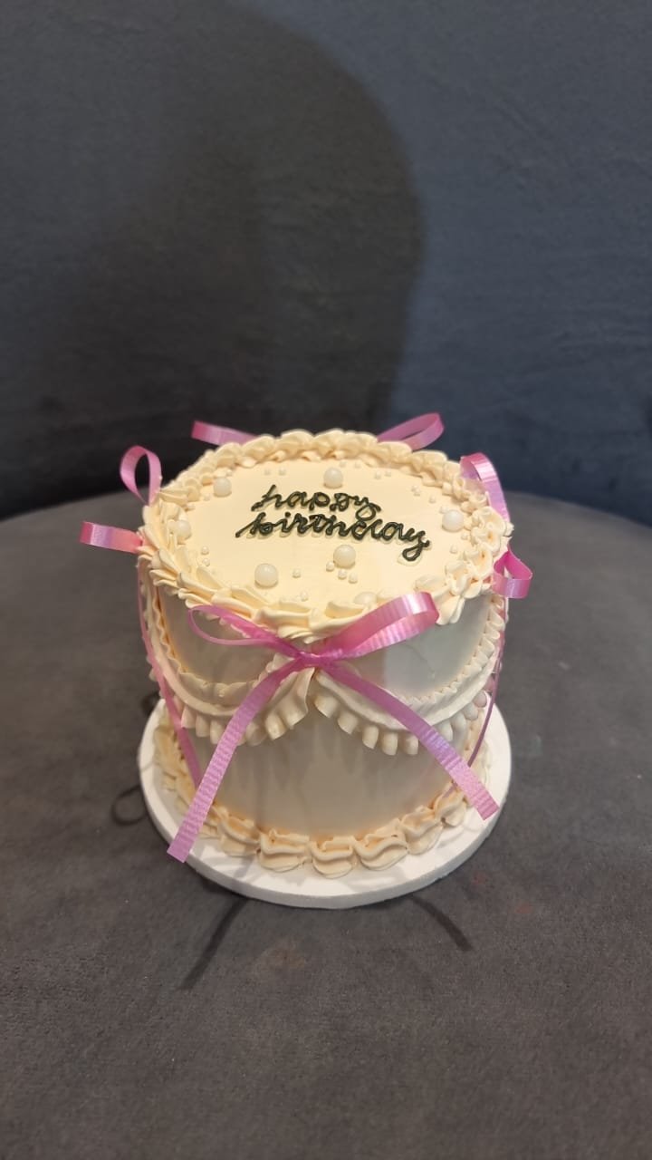 WhatsApp Image 2026-03-04 at 1.36.36 AM Mini Red Velvet - Image 1